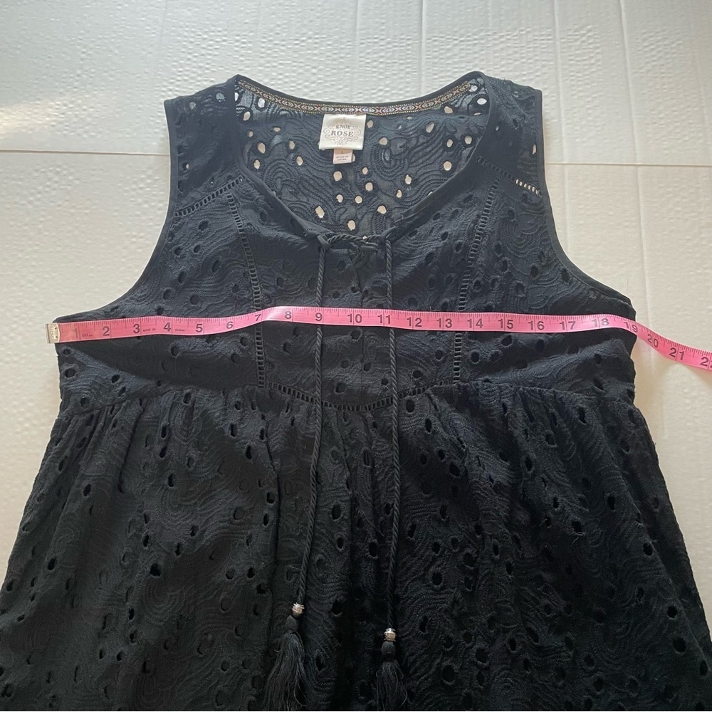 Knox Rose Bohemian Eyelet Dress Black Sleeveless Lace-Up Fringe Tassel Tunic L - Picture 8 of 9